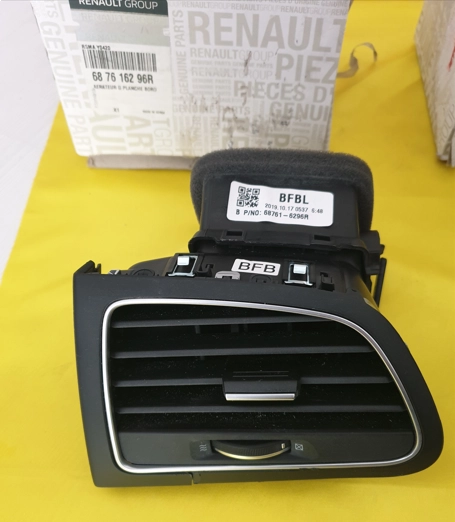 Megane 4-IV Sol Kalorifer Havalandırma Izgarası 687616296R